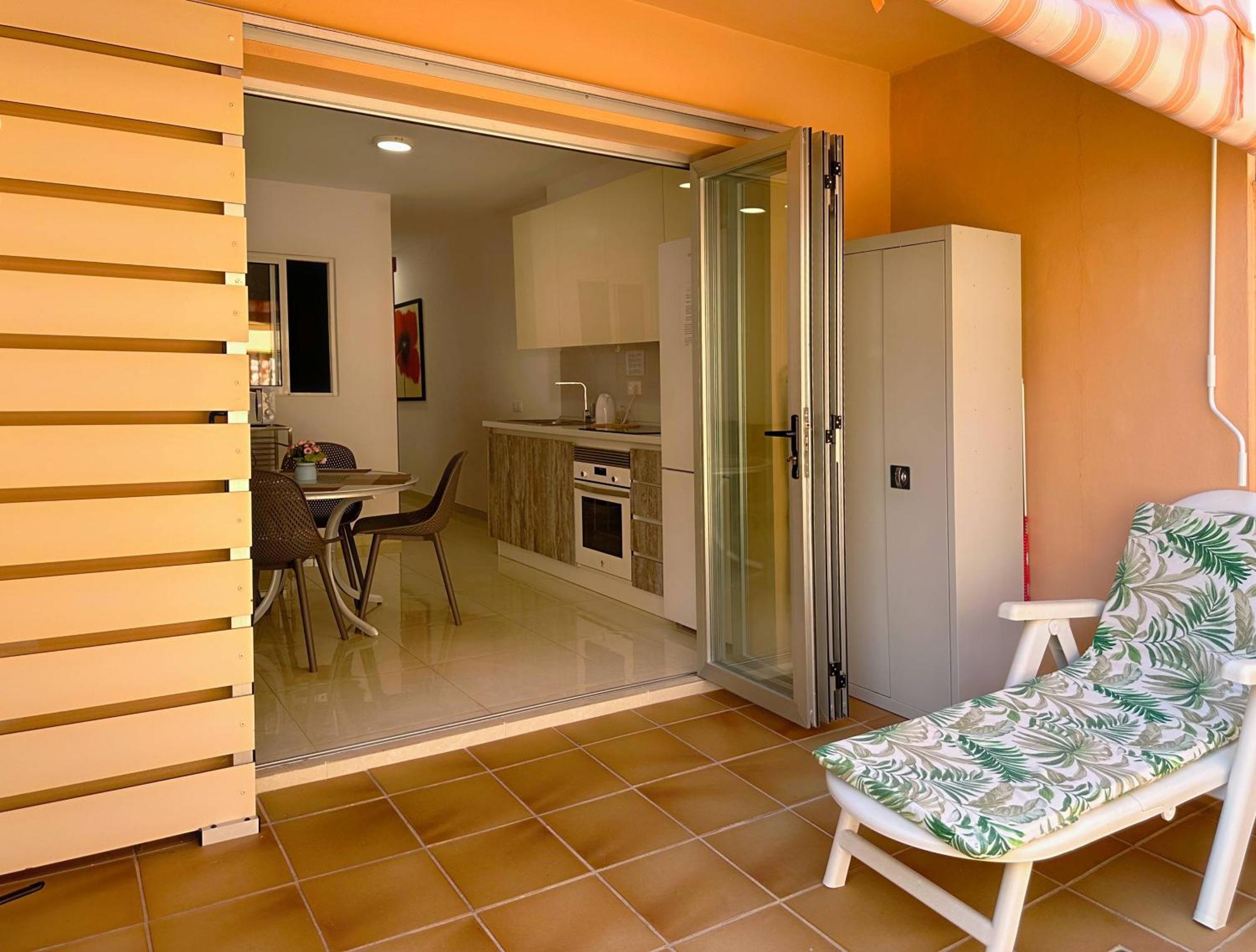 Los Cristianos Piscina Y Terraza Dış mekan fotoğraf